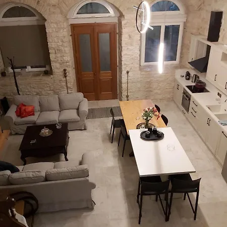 דירה The Old Print House, Corfu